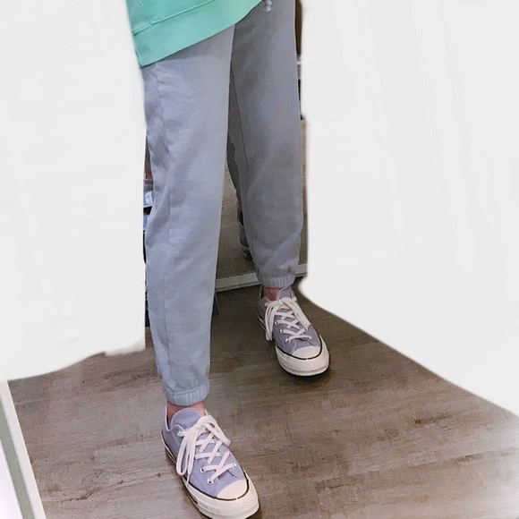 COPY - Aritzia Tna Cozy Fleece Boyfriend Sweatpant - Picture 3 of 4